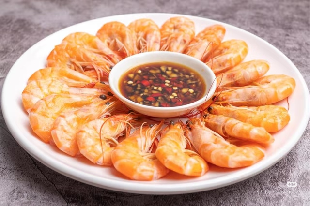 H-22 白灼大虾 Креветки в соевом соусе.