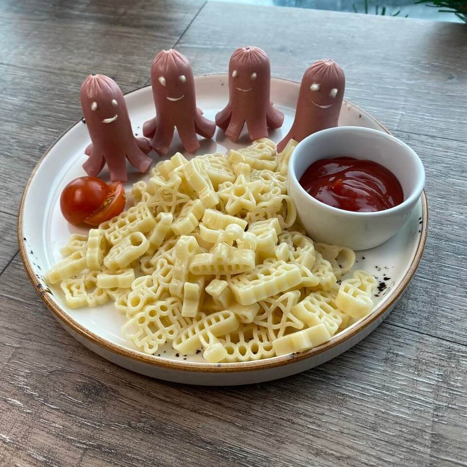 ОСЬМИНОЖКИ С МАКАРОНАМИ