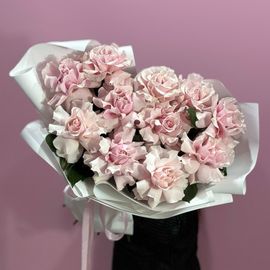 11 роз Пинк Мондиал