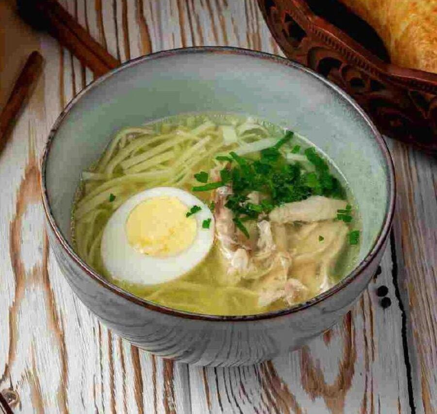 Суп лапша дом.с курочкой