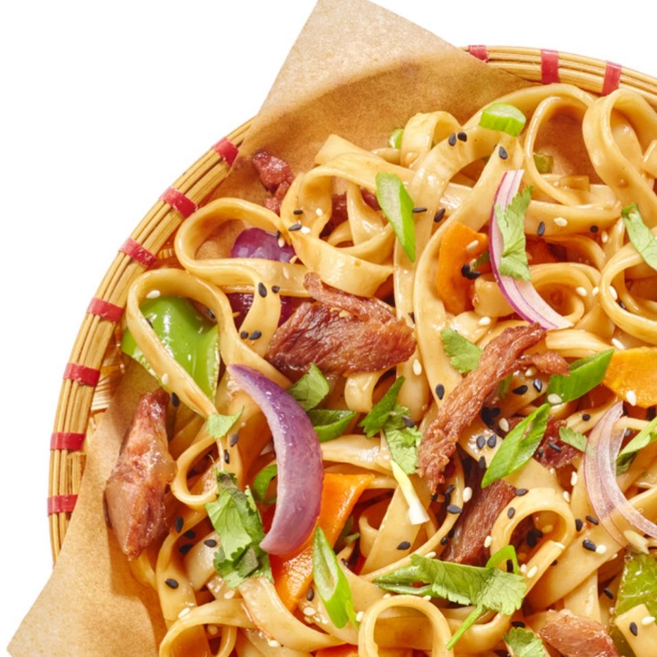 Вок с лапшой и говядиной