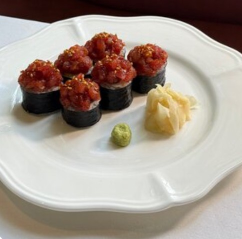 Тартар-ролл с тунцом