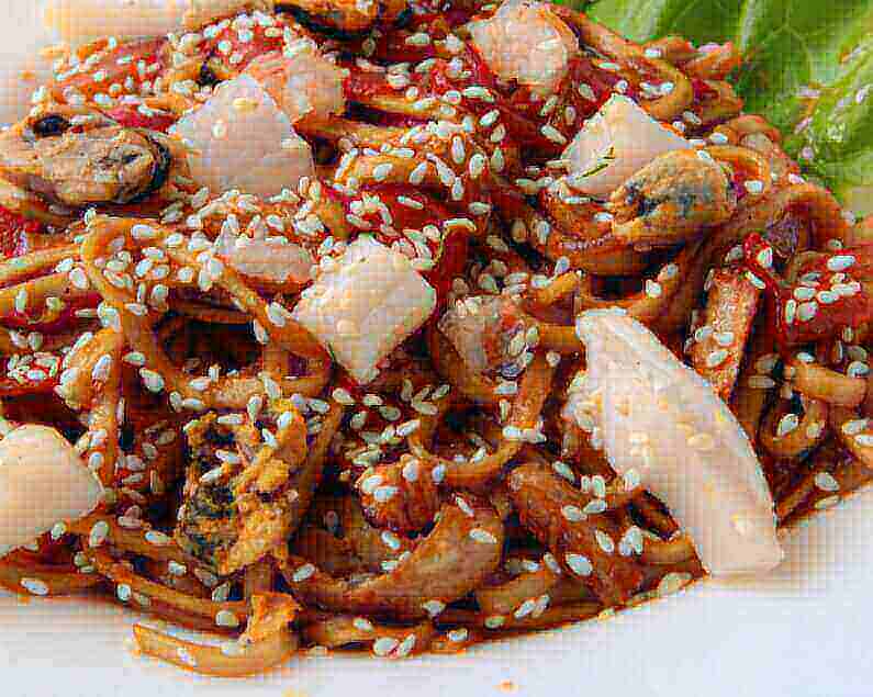 WOK с морепродуктами