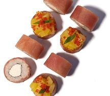 Фила под ананасами