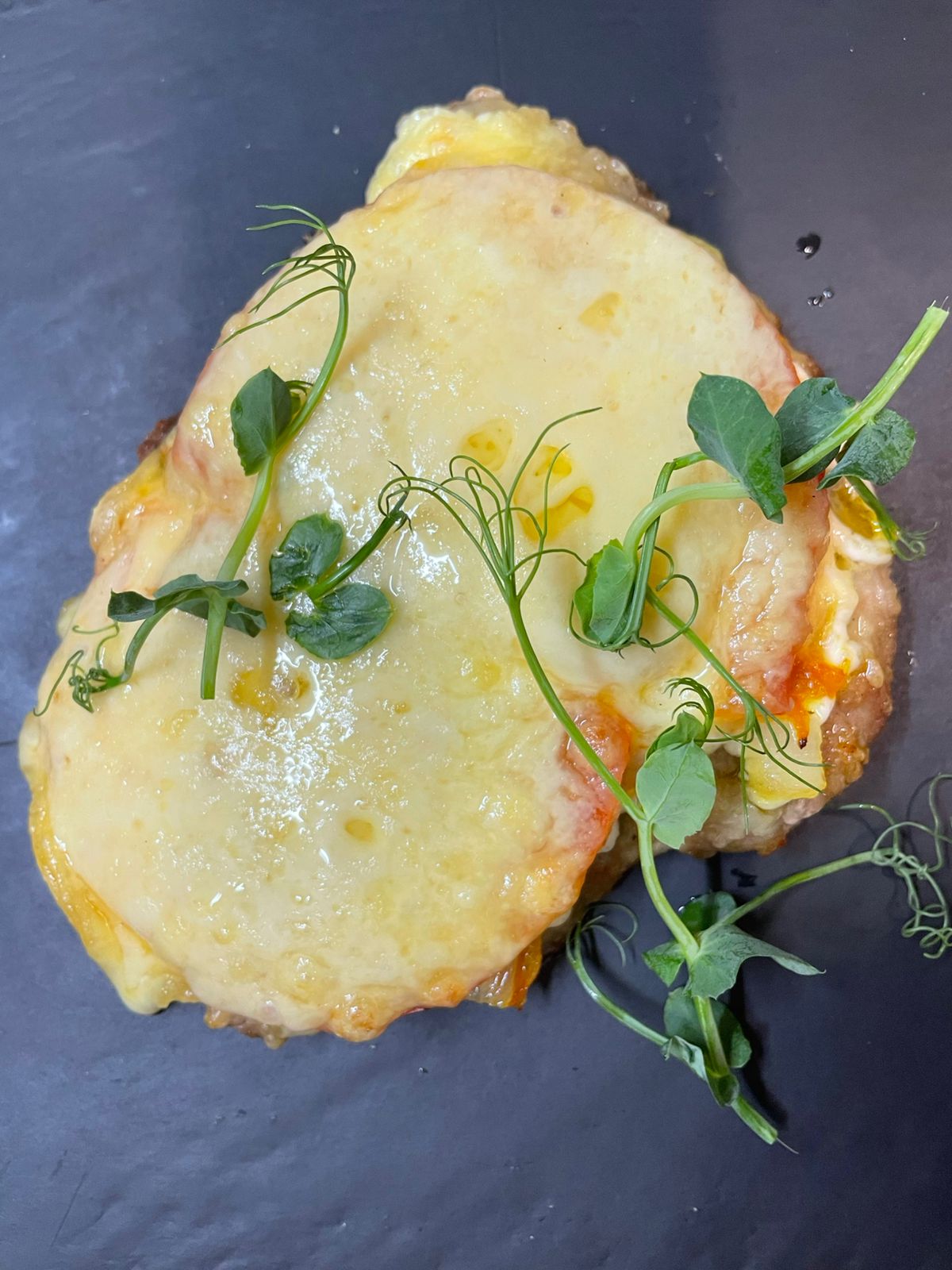 Мясо по-французски
