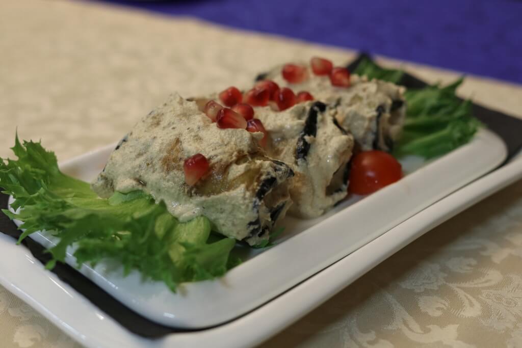 Рулетики из баклажанов с орехами(200 гр)
