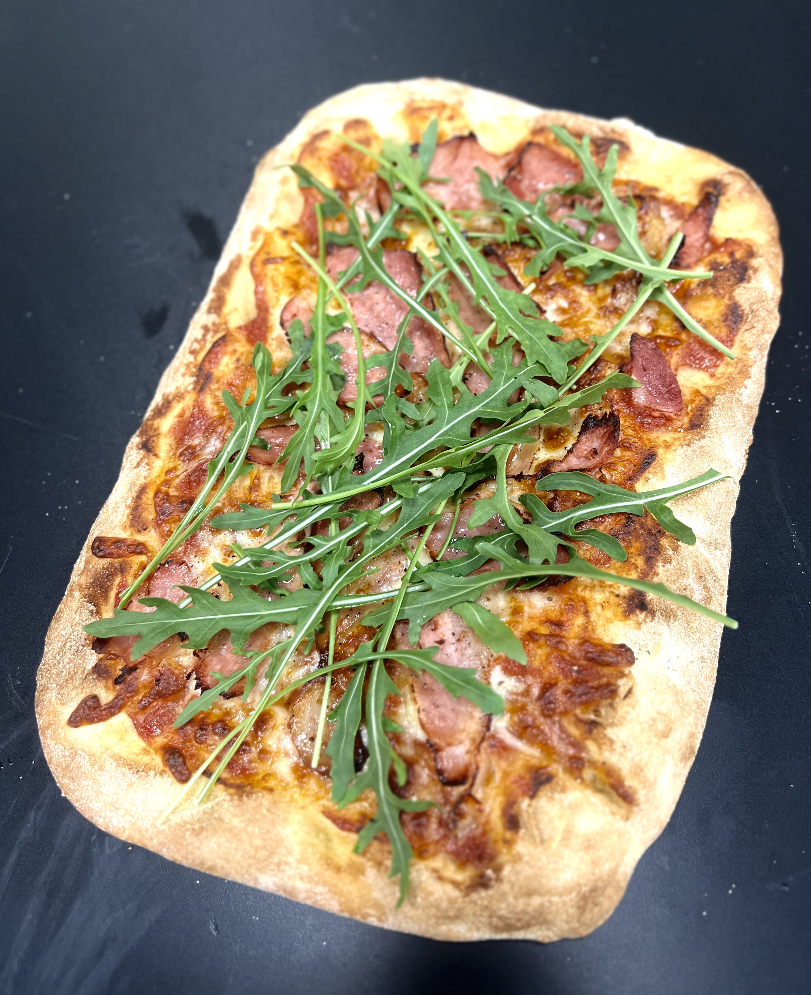 Римская пицца с тамбовским окороком