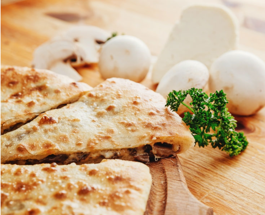 Пирог с сыром и грибами 1000 г