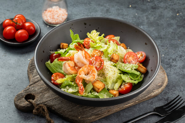 Цезарь с креветками 