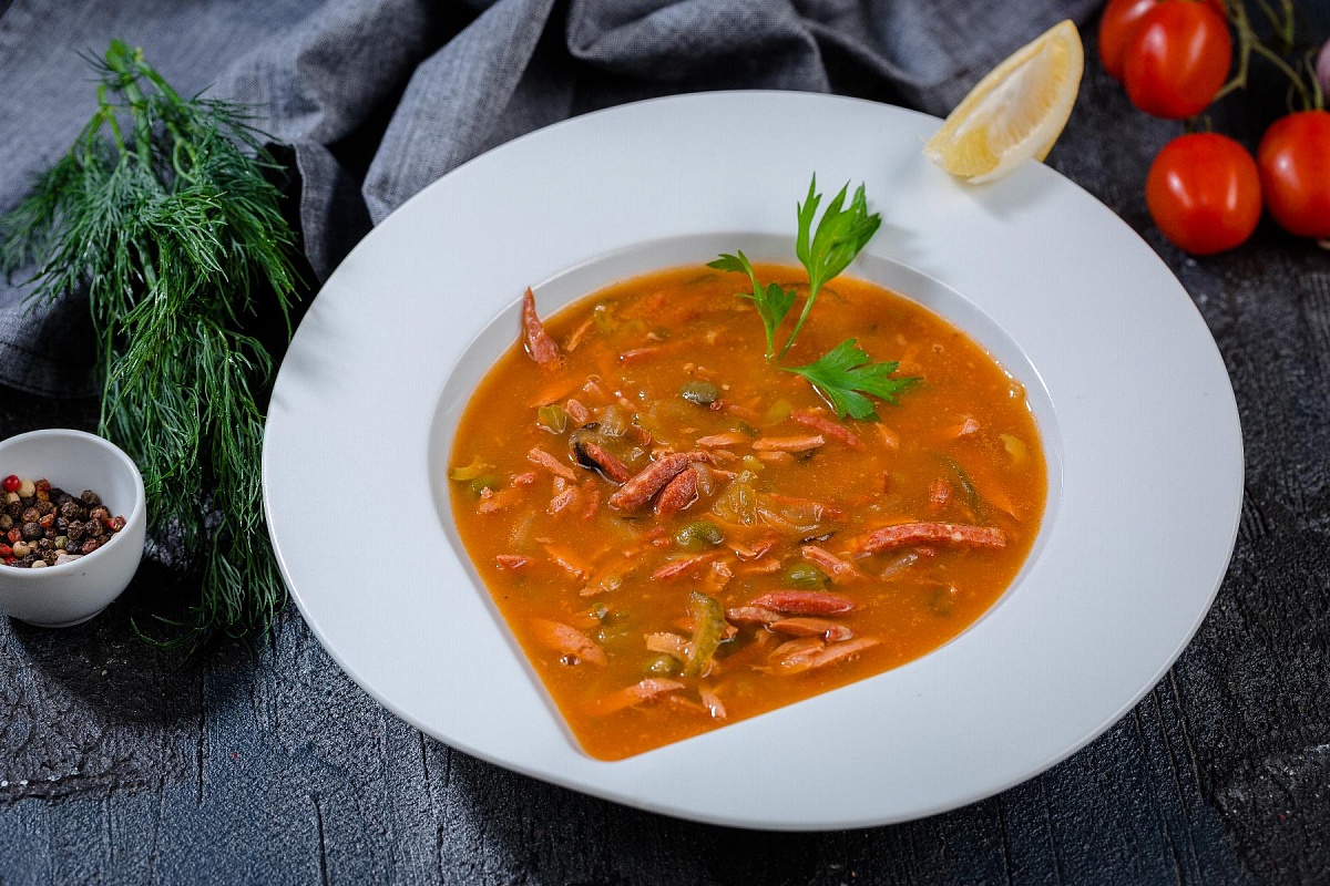 Солянка мясная сборная