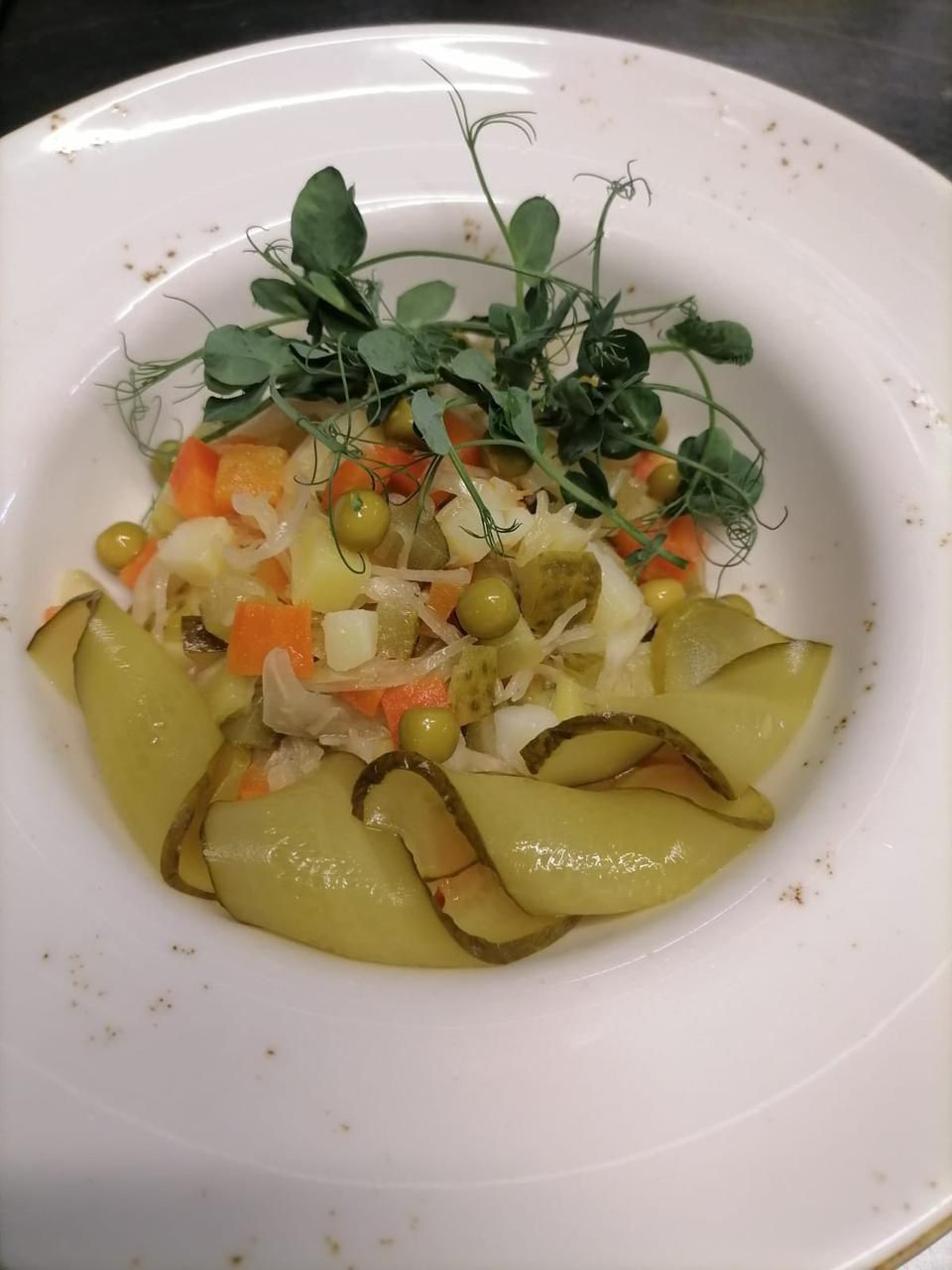 Крестьянский салат с ароматным маслом