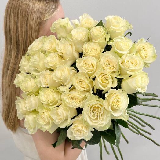 Букет из 35 премиальных эквадорских роз