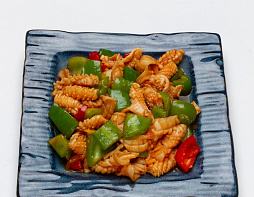 Кальмар с овощами