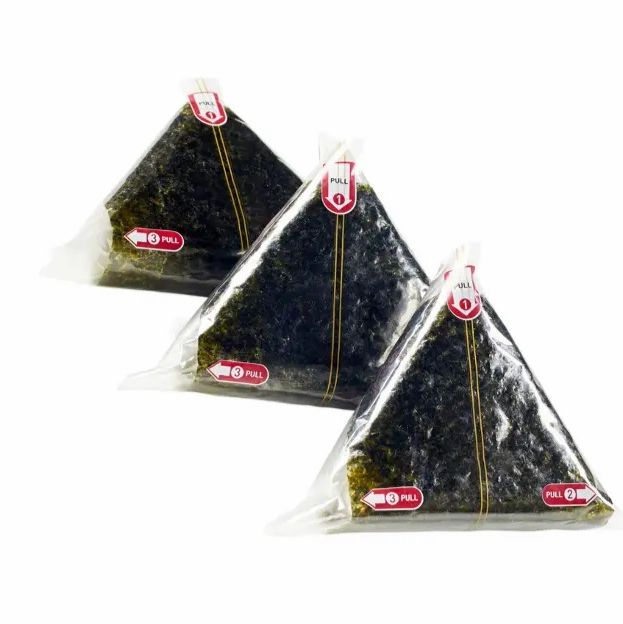 Холодный онигири с курицей