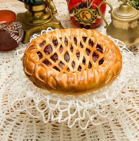 Пирог Зимняя вишня 35см