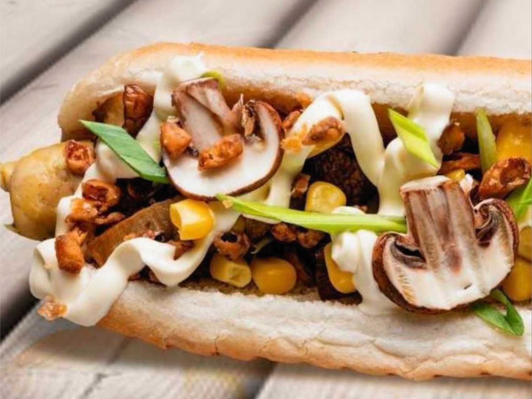 Хот-дог с грибами халяль