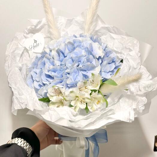 Букет «Райское облочко» из альстромерий