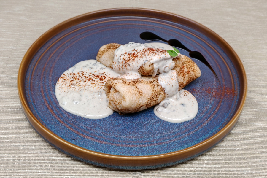 Блинчики с курицей и грибами