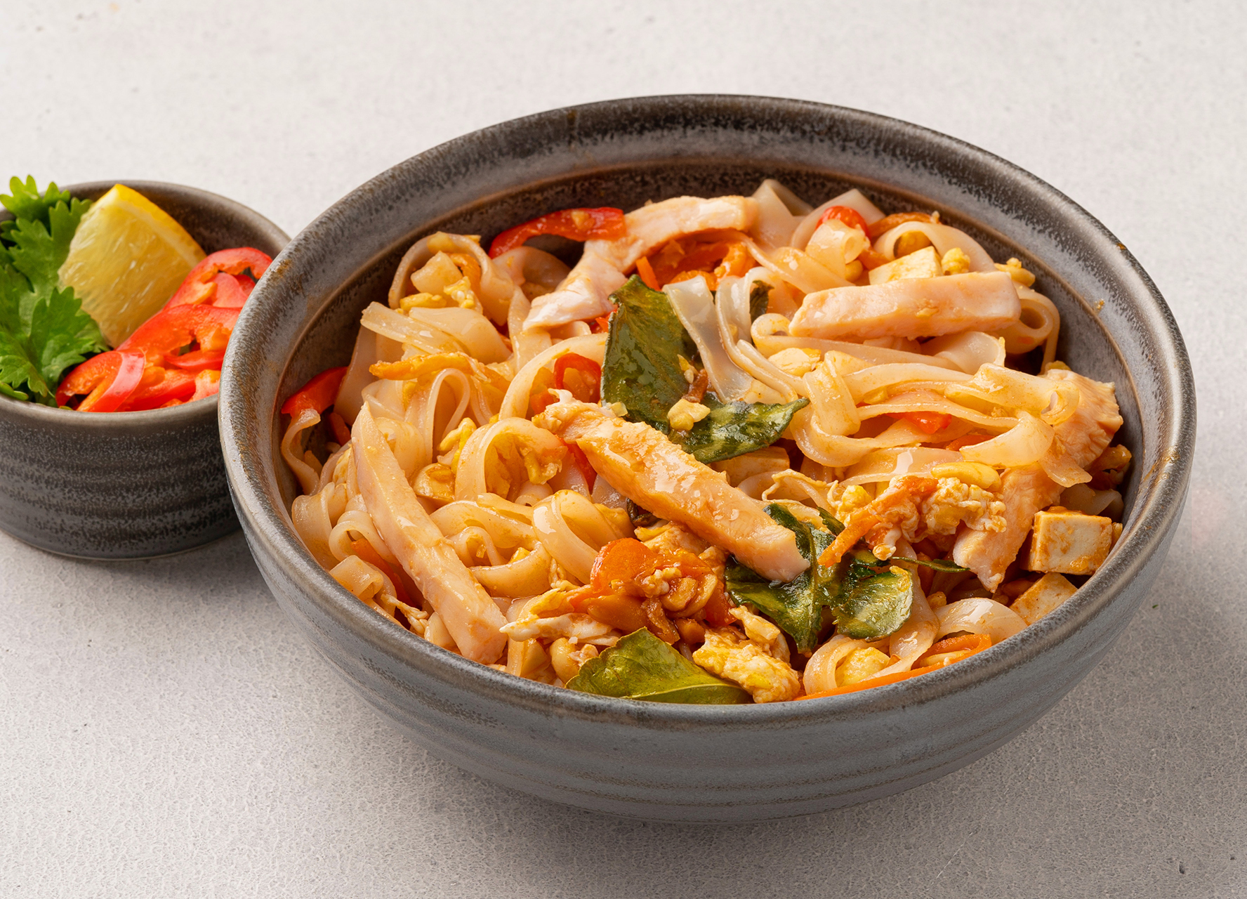 Пад Тай с цыплёнком