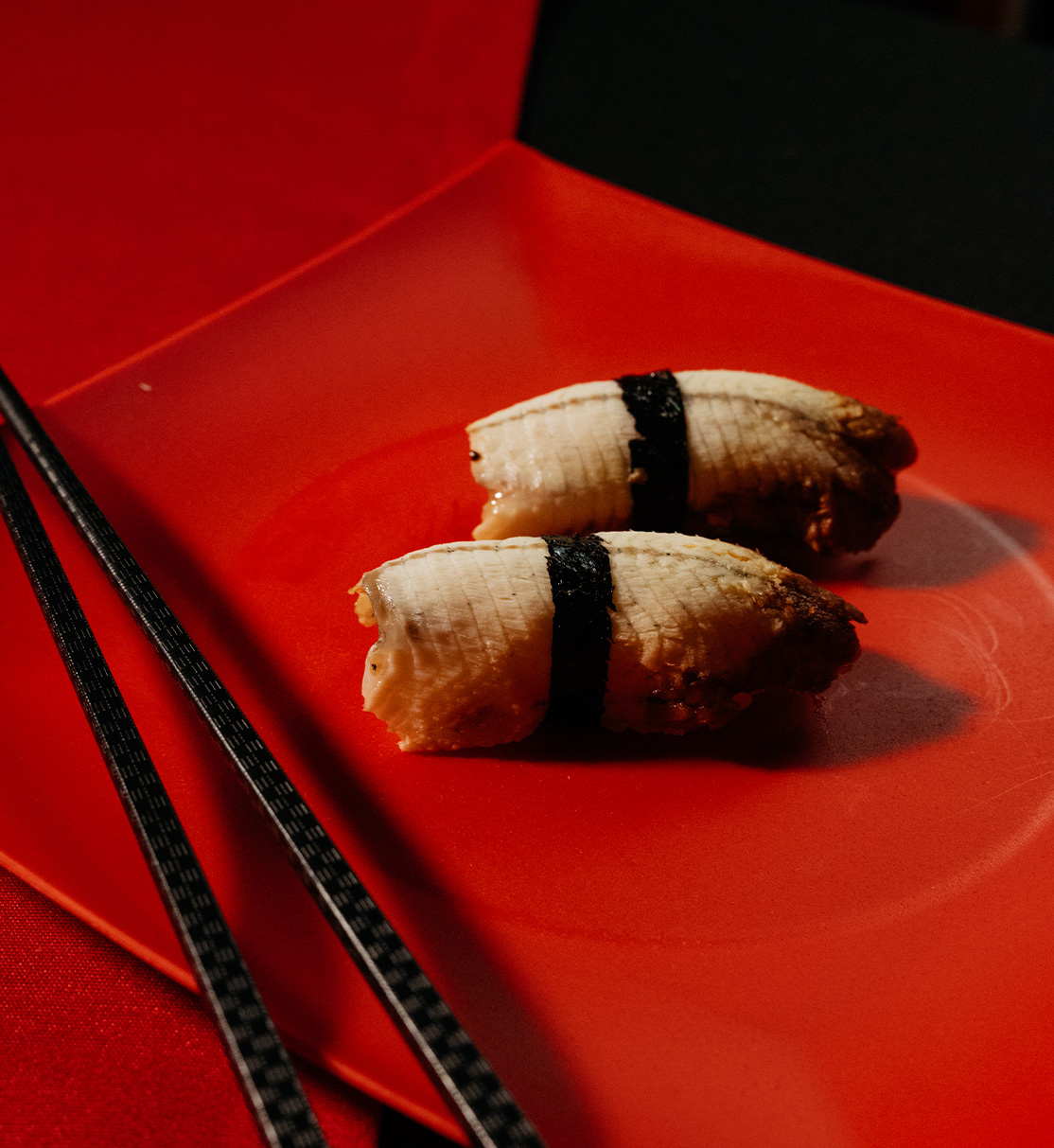 Суши с угрём