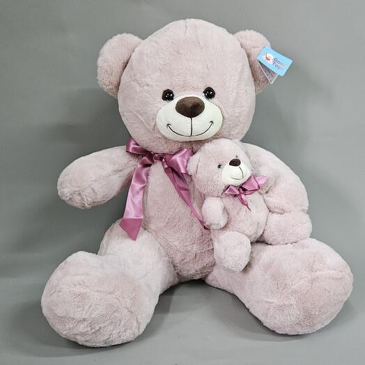 Медведь с медвежонком