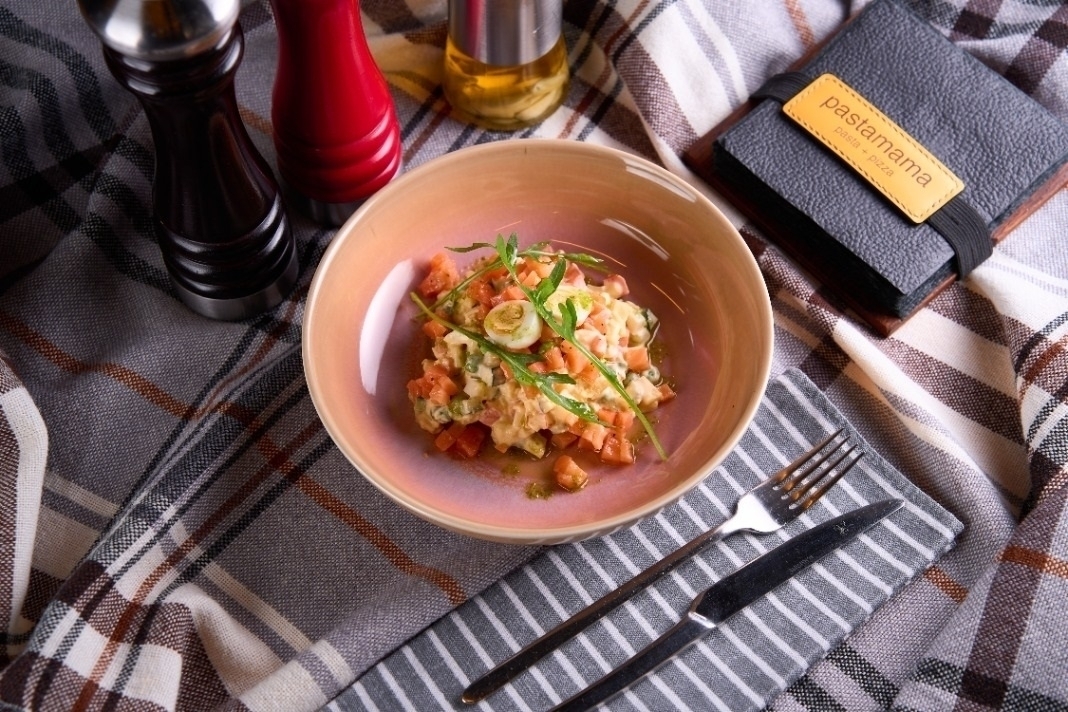 Оливье с лососем