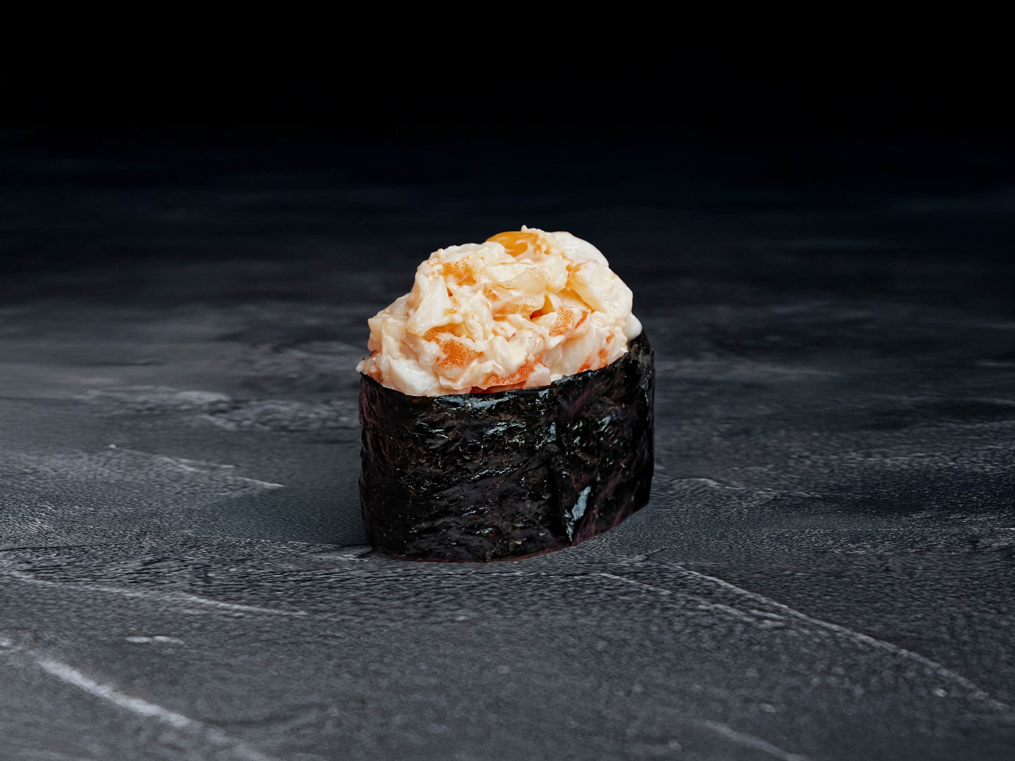 Гункан с креветкой