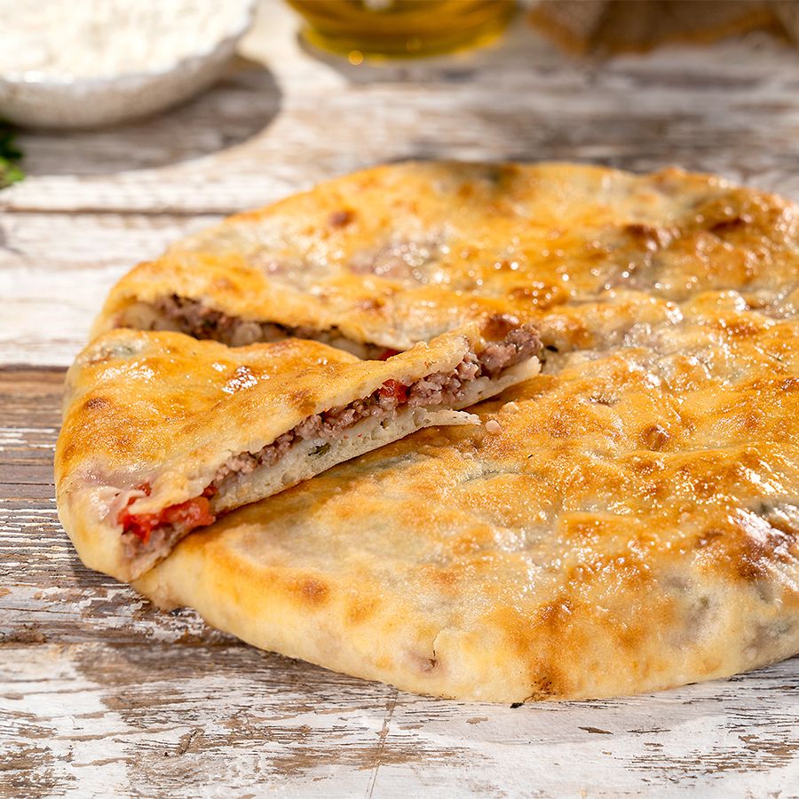 Говядина с помидорами и зеленью 850 гр