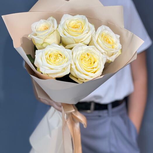 Букет из пионовидных роз Канделайт на подарок