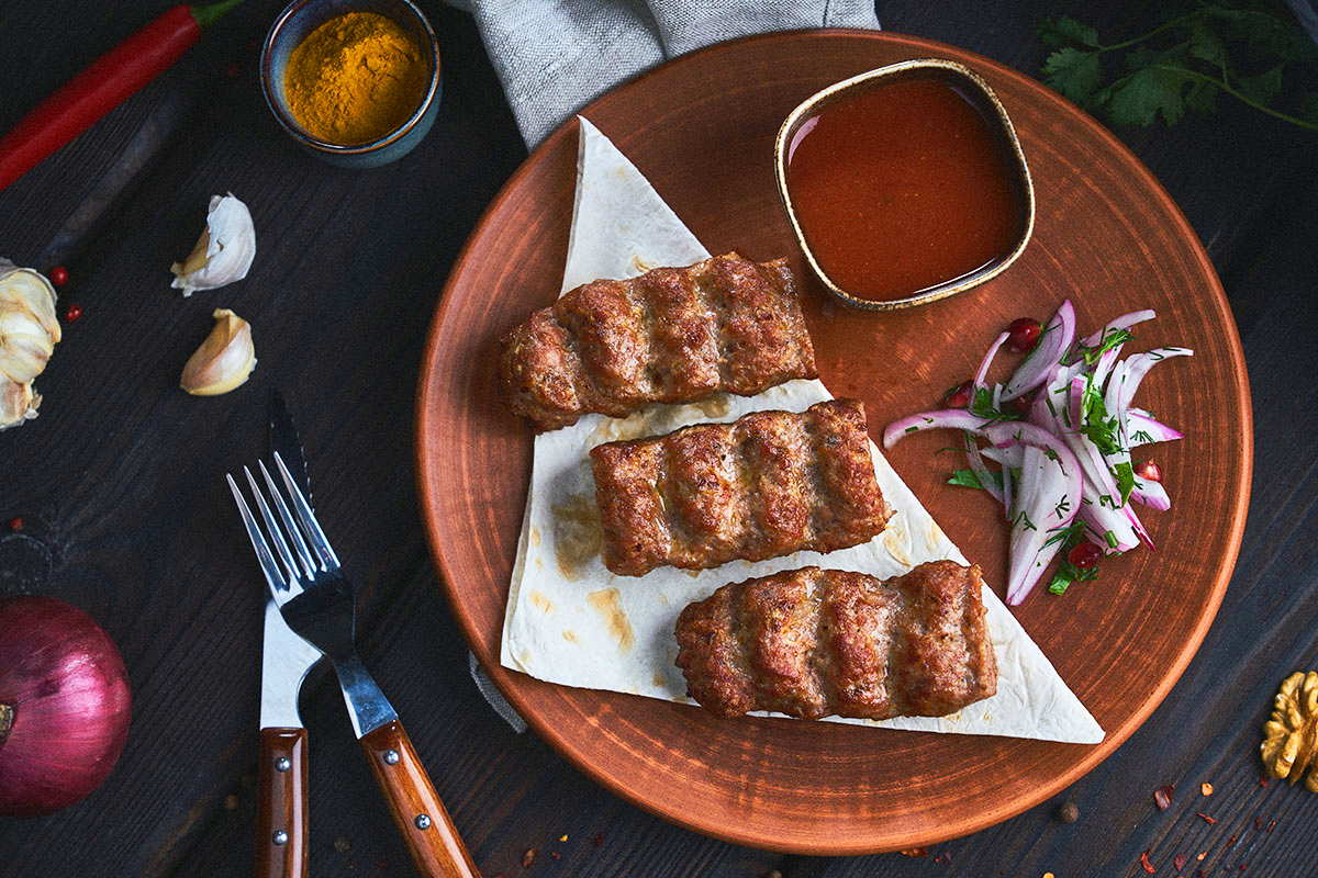 Люля-кебаб из телятины и свинины