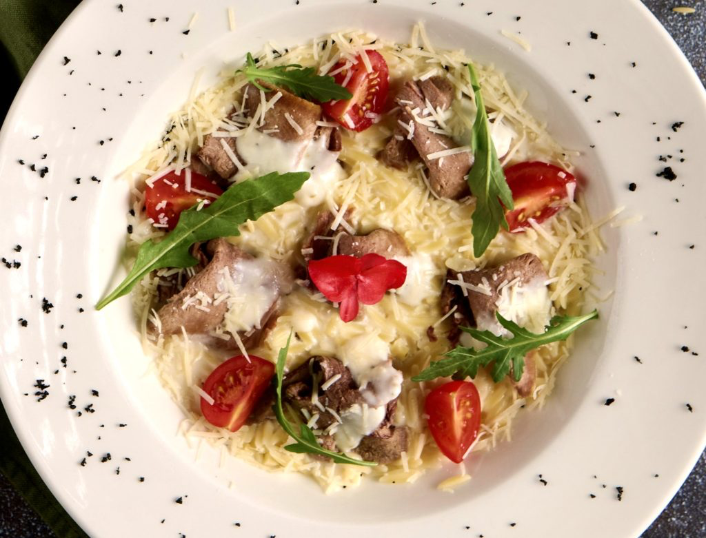 Паста «Ризони» с мясом языка и сыром
