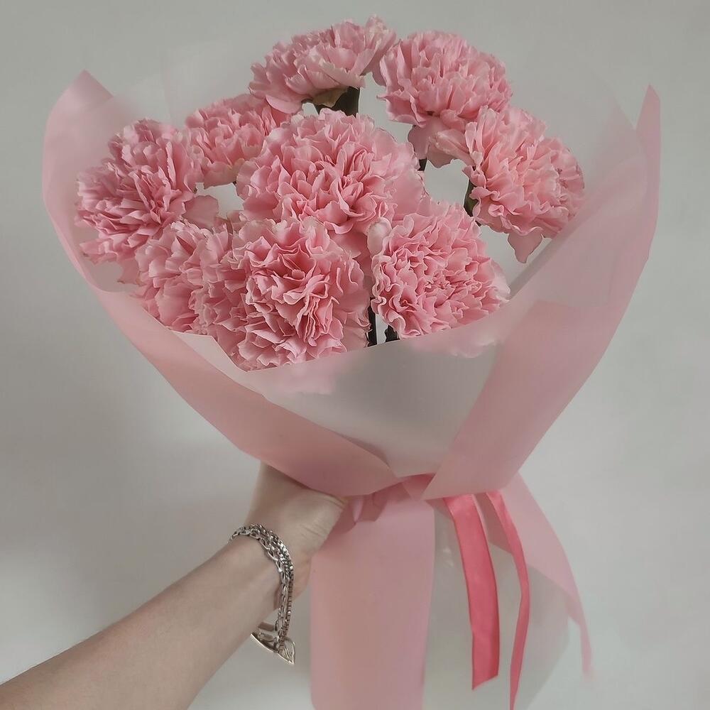 9 розовых диантусов