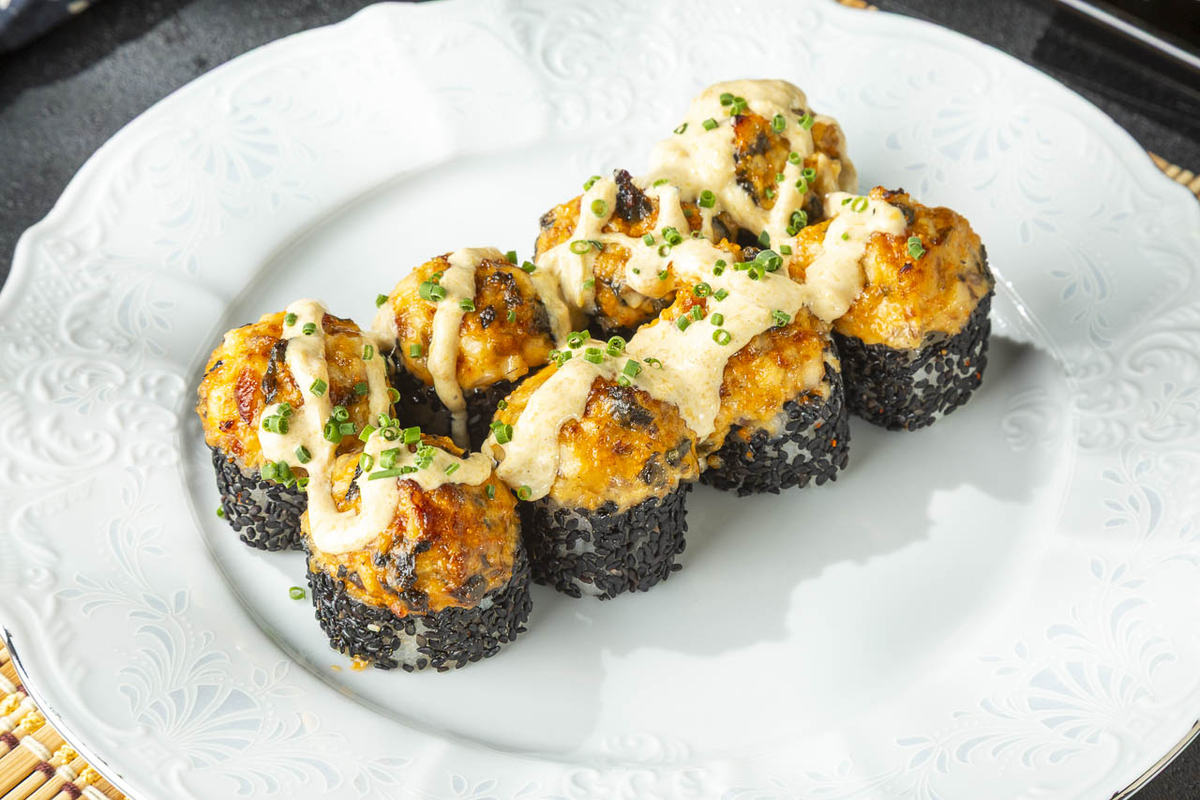 Запеченный ролл с тунцом бигай