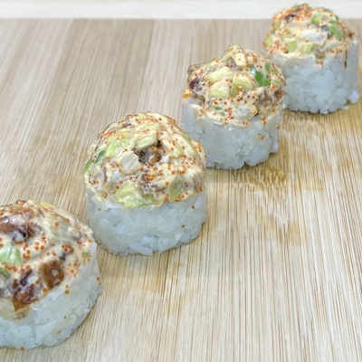 Лава с угрем 4шт