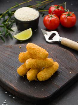 Сырные палочки