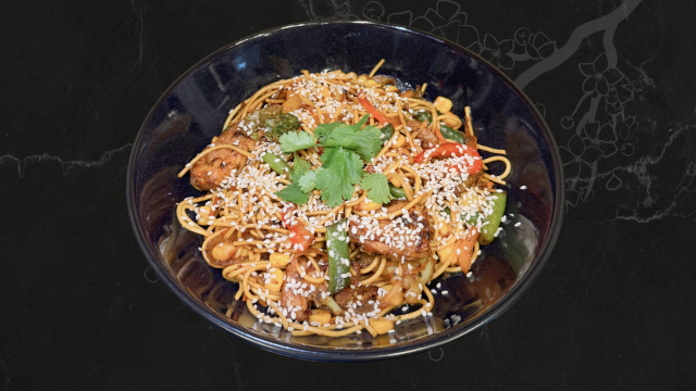 Лапша сомен с кукурузой