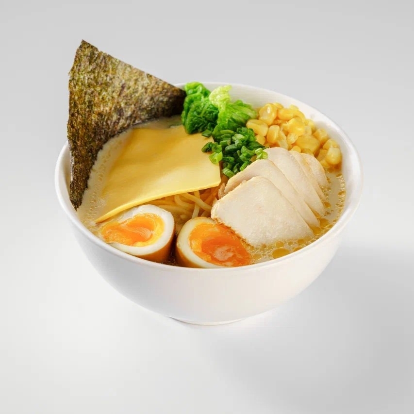 Сырный рамен с курицей