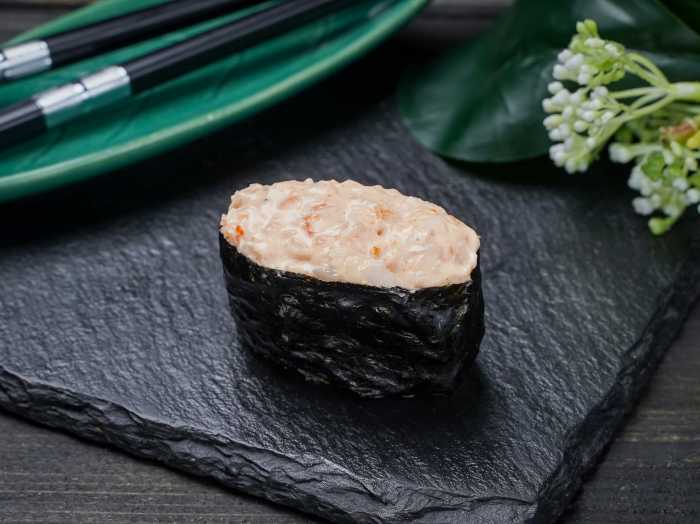 Суши "Спайс креветка"