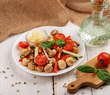 Кингшамп с овощами Соус сливочный