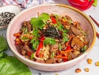 Лапша с говядиной в соусе Терияки