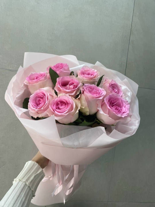 Букет из 9 нежнейших пионовидных роз