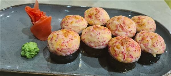 Запечённый ролл с креветкой