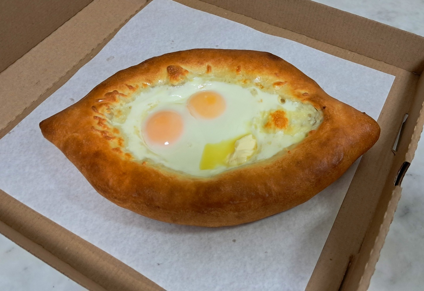 Хачапури по-аджарски