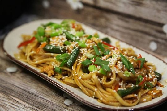 Пекинский вок с курицей