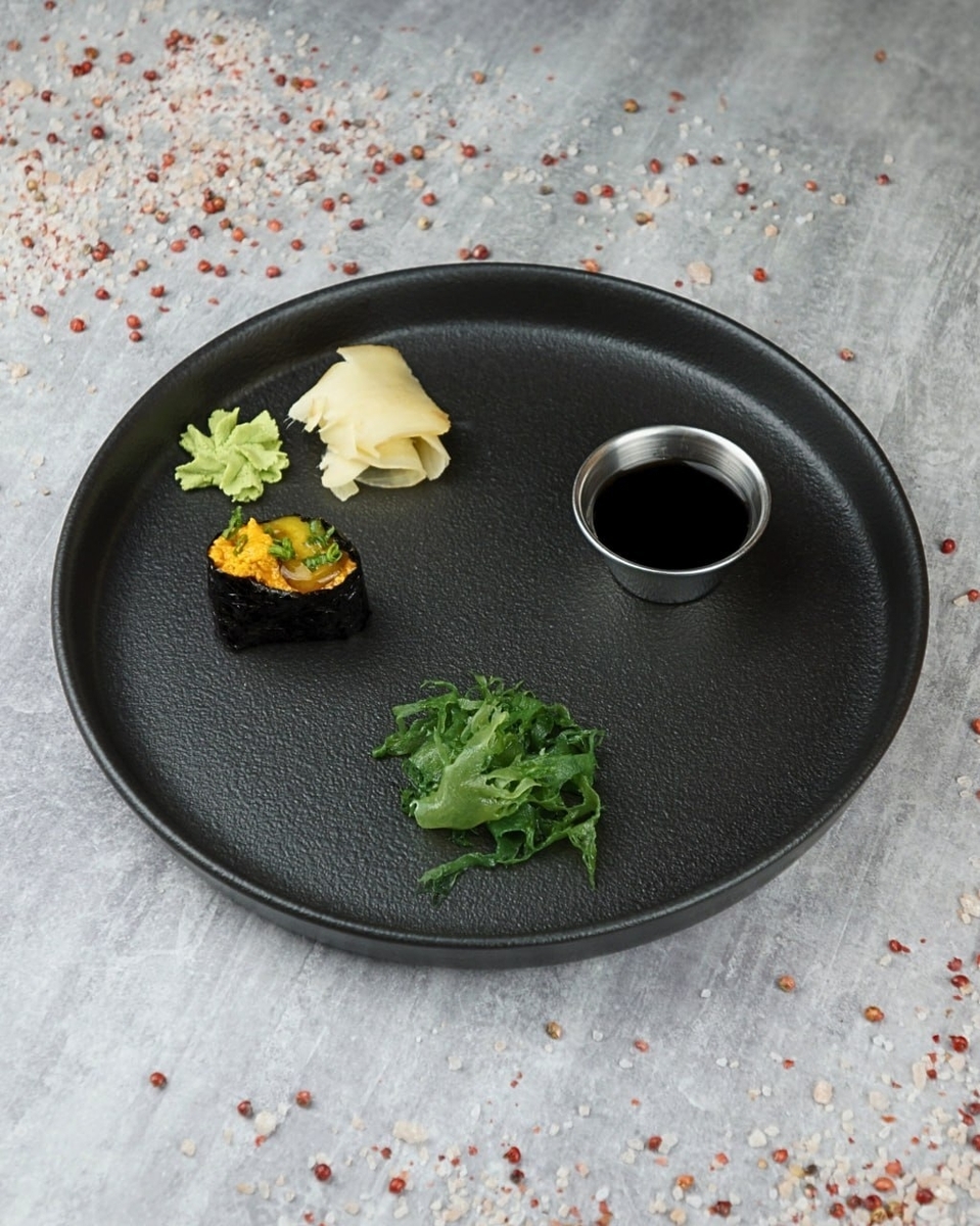 *Гункан с морским ежом