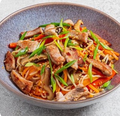 Wok Говядина с лапшой