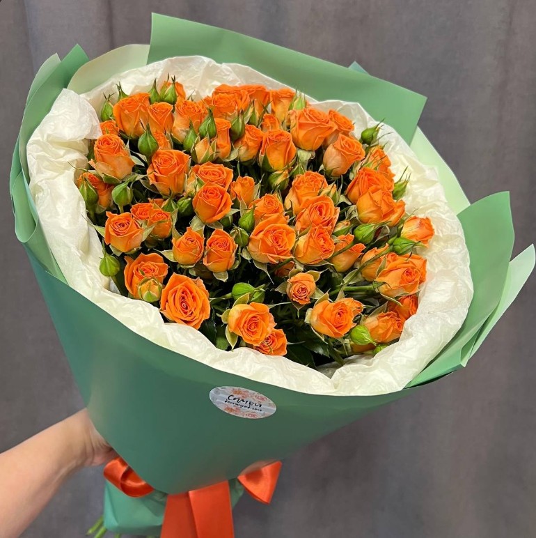 9 Кустовых Роз