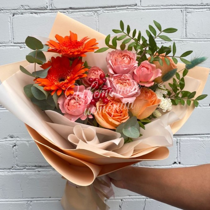 Сборный букет «Прекрасное начало»