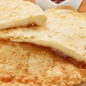 Чебурек с сыром
