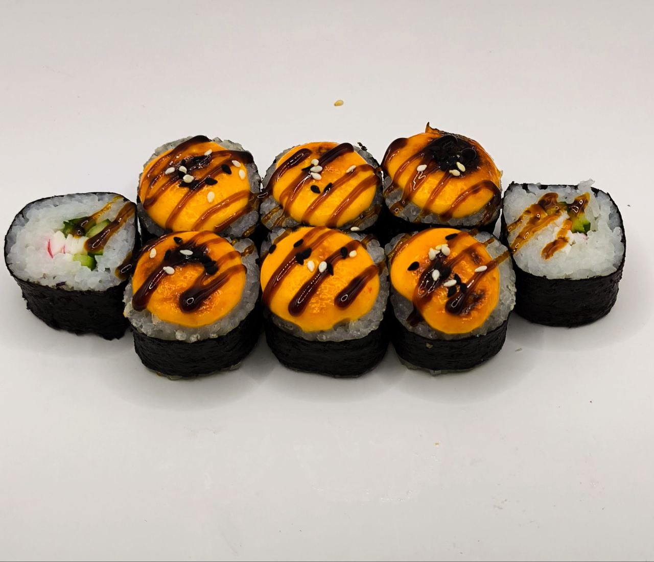 Запеченный ролл с крабом